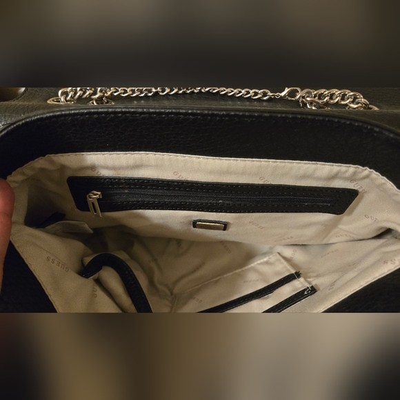 GUESS Women's  Handbag Purse Ryann Black Shoulder Bag with  Chain Handle - Picture 14 of 16